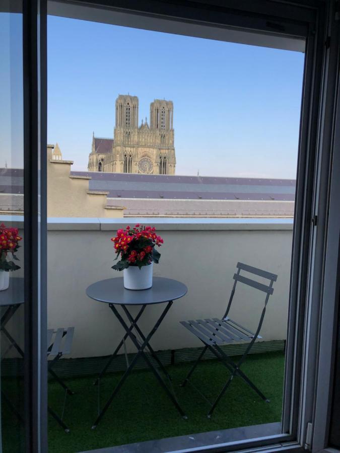 Studio Cosy Vue Cathedrale Реймс Экстерьер фото